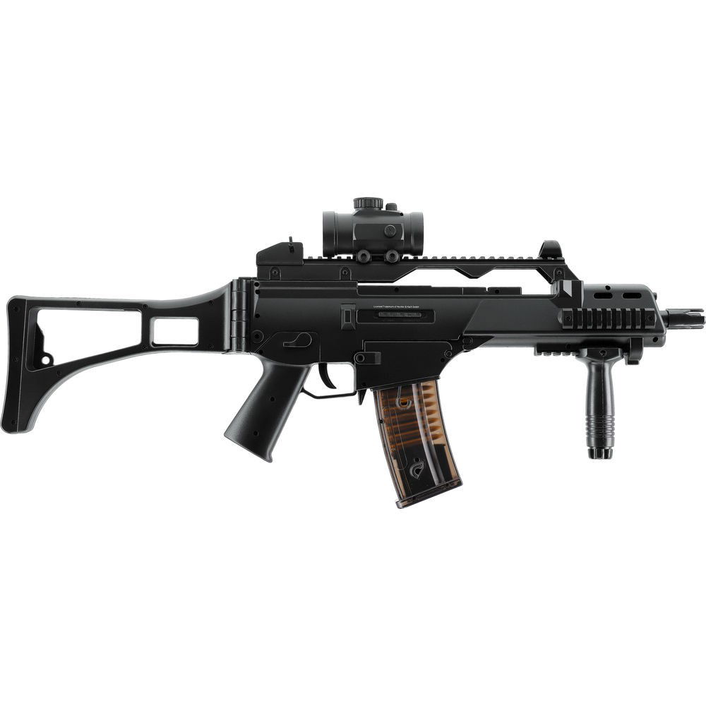 Airsoft-Sturmgewehr mit Optik, schwarzem Gehäuse, Klappschaft, transparentem Magazin und vertikalem Vordergriff.