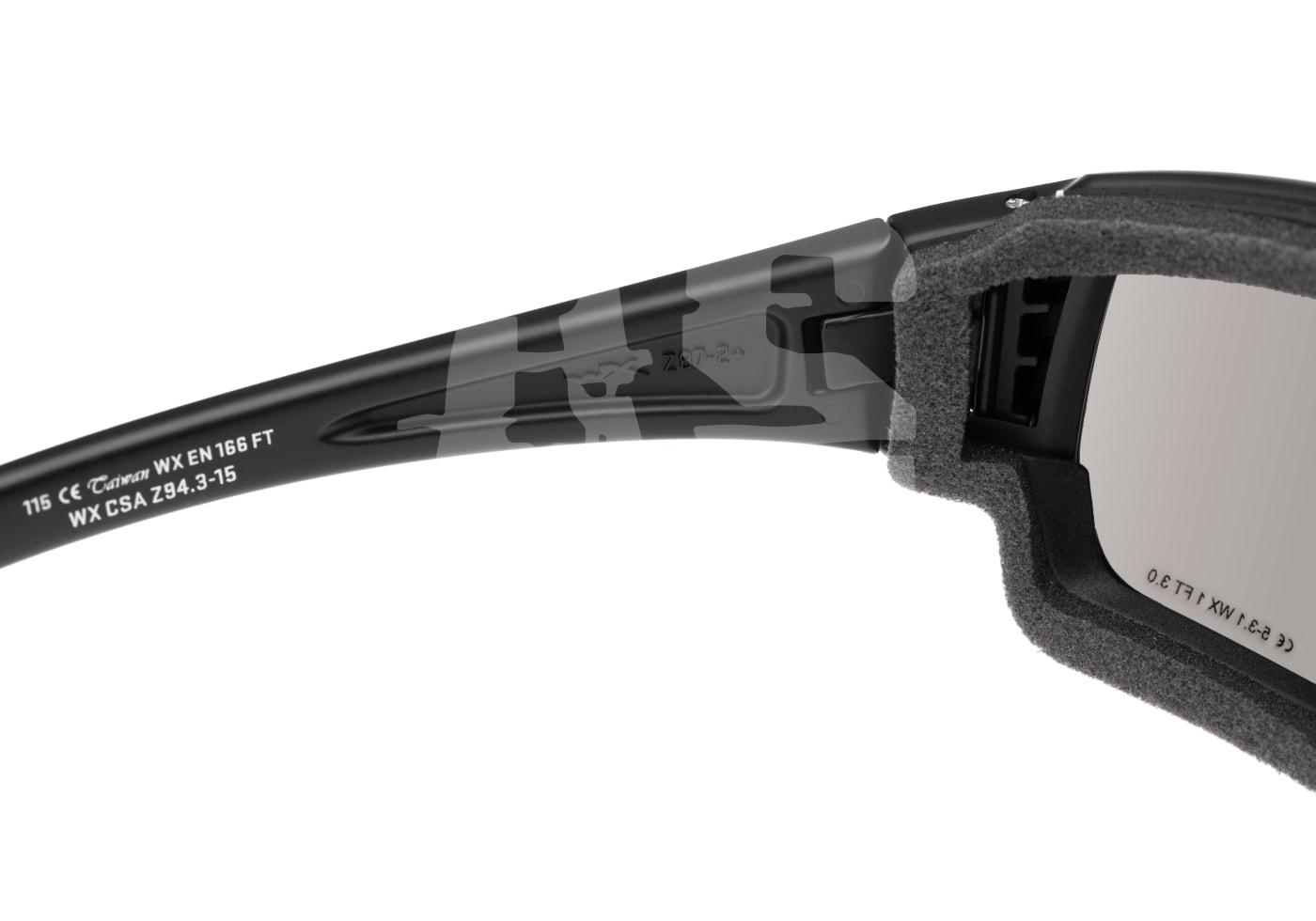 Schwarz-graue Schutzhülle mit Camo-Muster und CE-Zertifizierung für Airsoft-Schutzbrille.