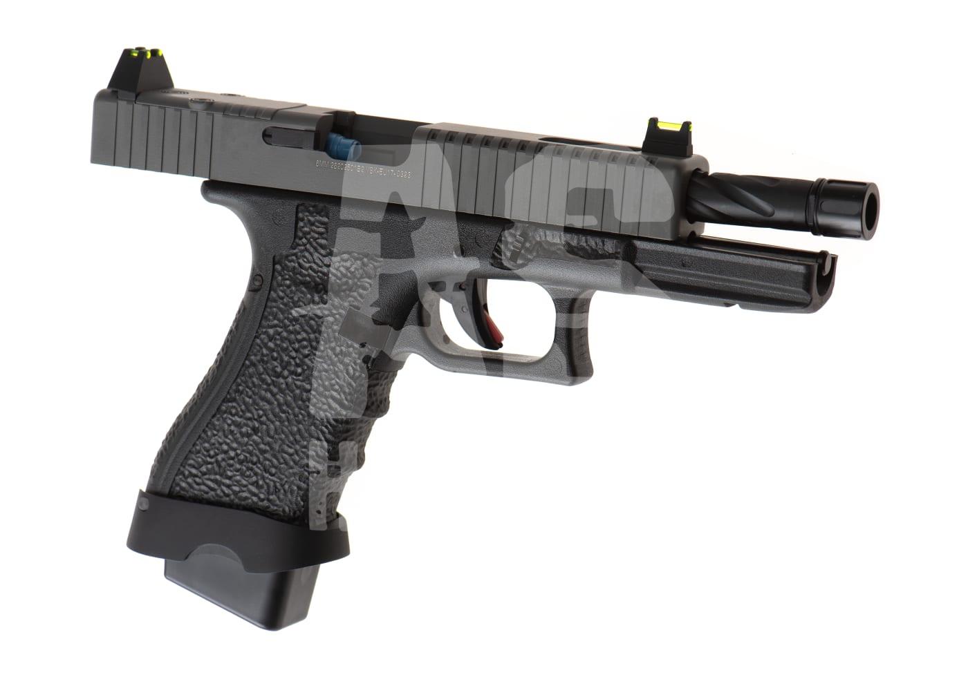 Schwarze Airsoft-Pistole mit strukturiertem Griff und grünen Visiermarkierungen, seitlich abgebildet.