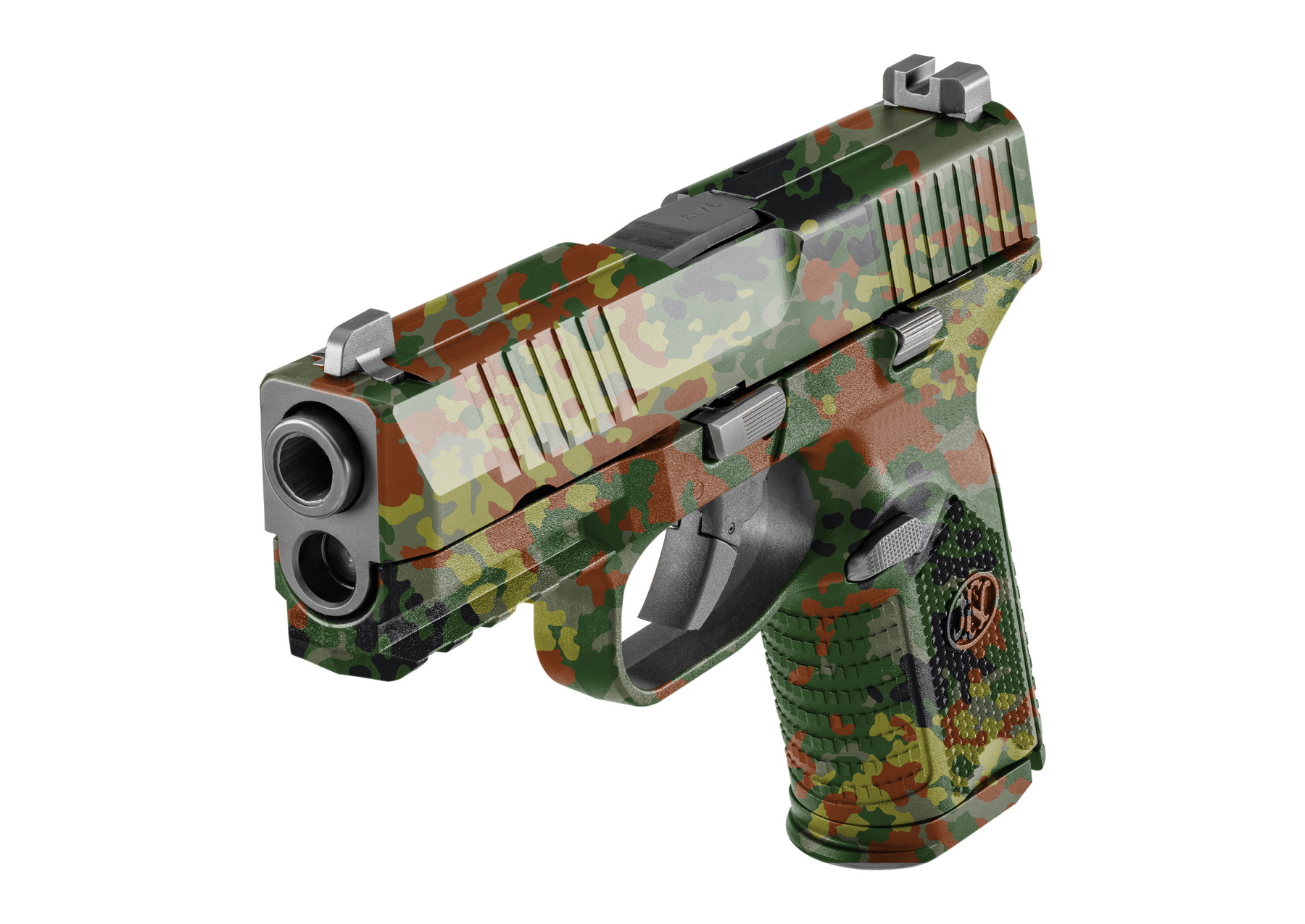 Tarnfarbene Airsoft-Pistole mit schwenkbarem Schlitten und strukturiertem Griff. Ideal für taktische Spiele.