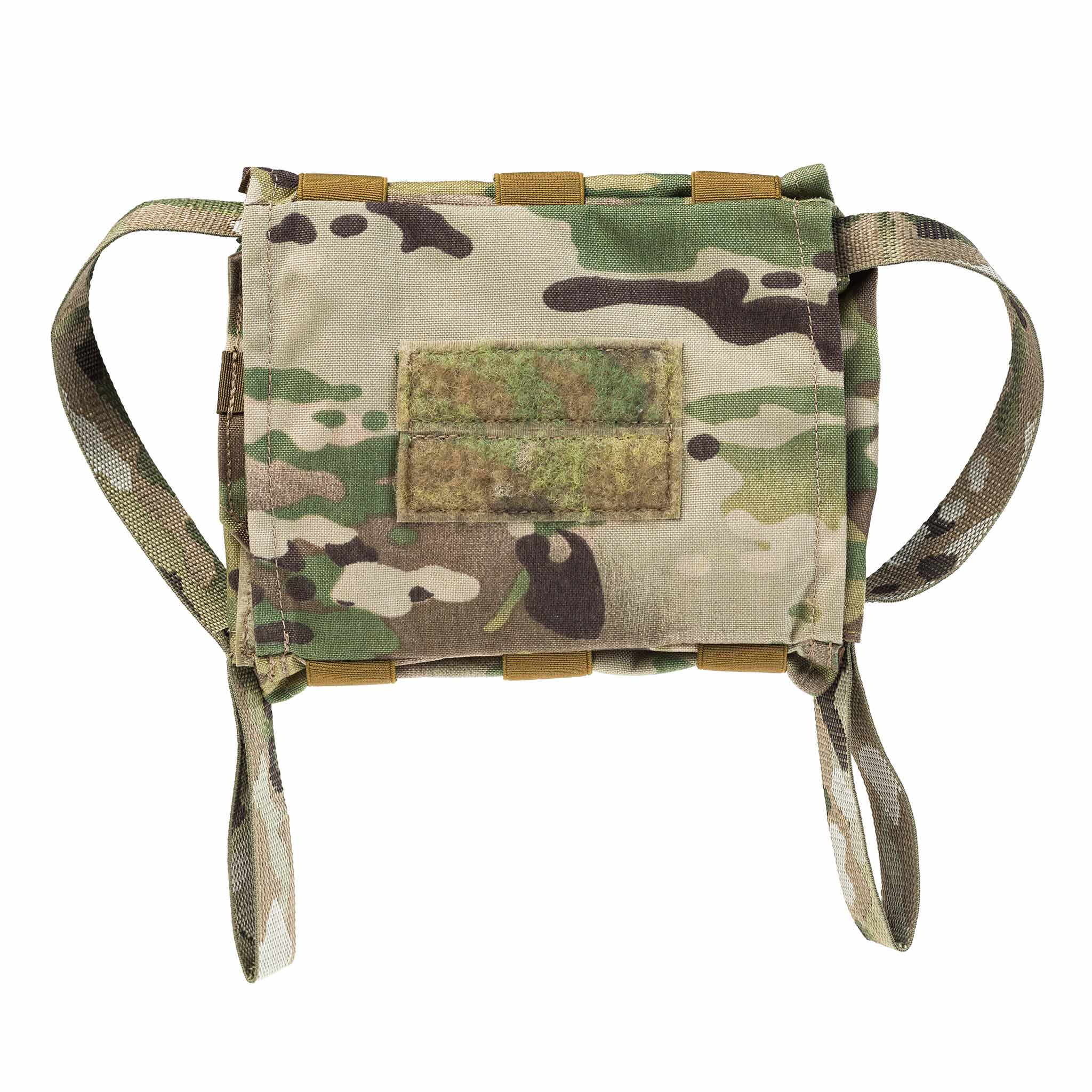 Tarnmuster-Magazintasche mit Klettverschluss und Riemen, ideal für Airsoft-Zubehör.