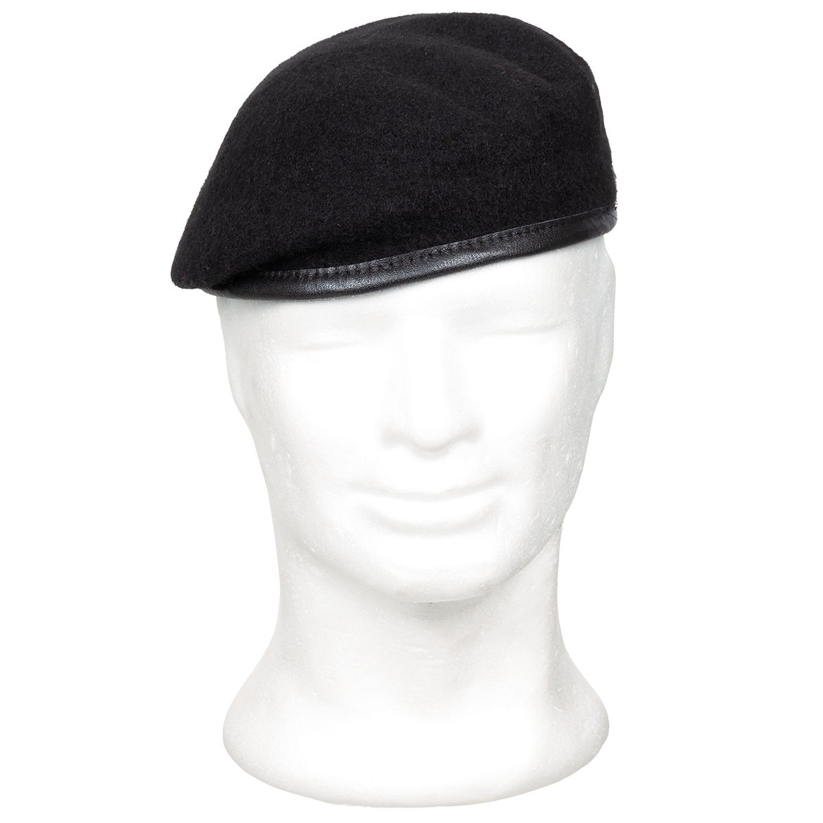 Schwarzes Barett auf weißem Schaumstoffkopf, militärischer Stil.