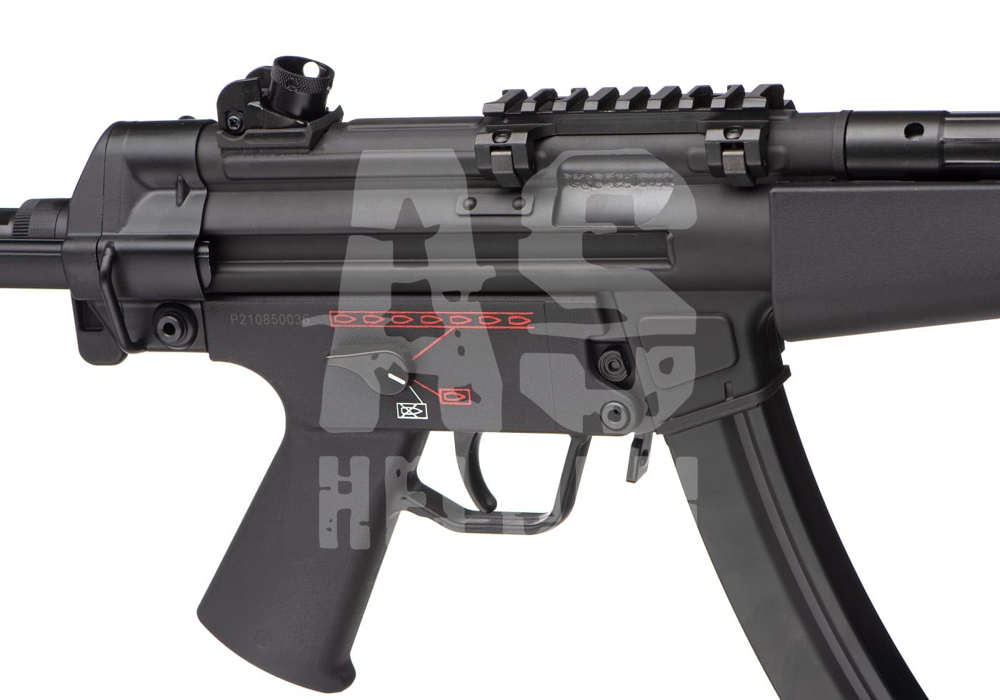 G&G TGM A3 RTS E.T.U. S-AEG - ab 18 Jahren Airsoft-Gewehrgriff und Abzug, Schieberegler für Feuermodus, detaillierte Markierungen sichtbar, schwarze Oberfläche.