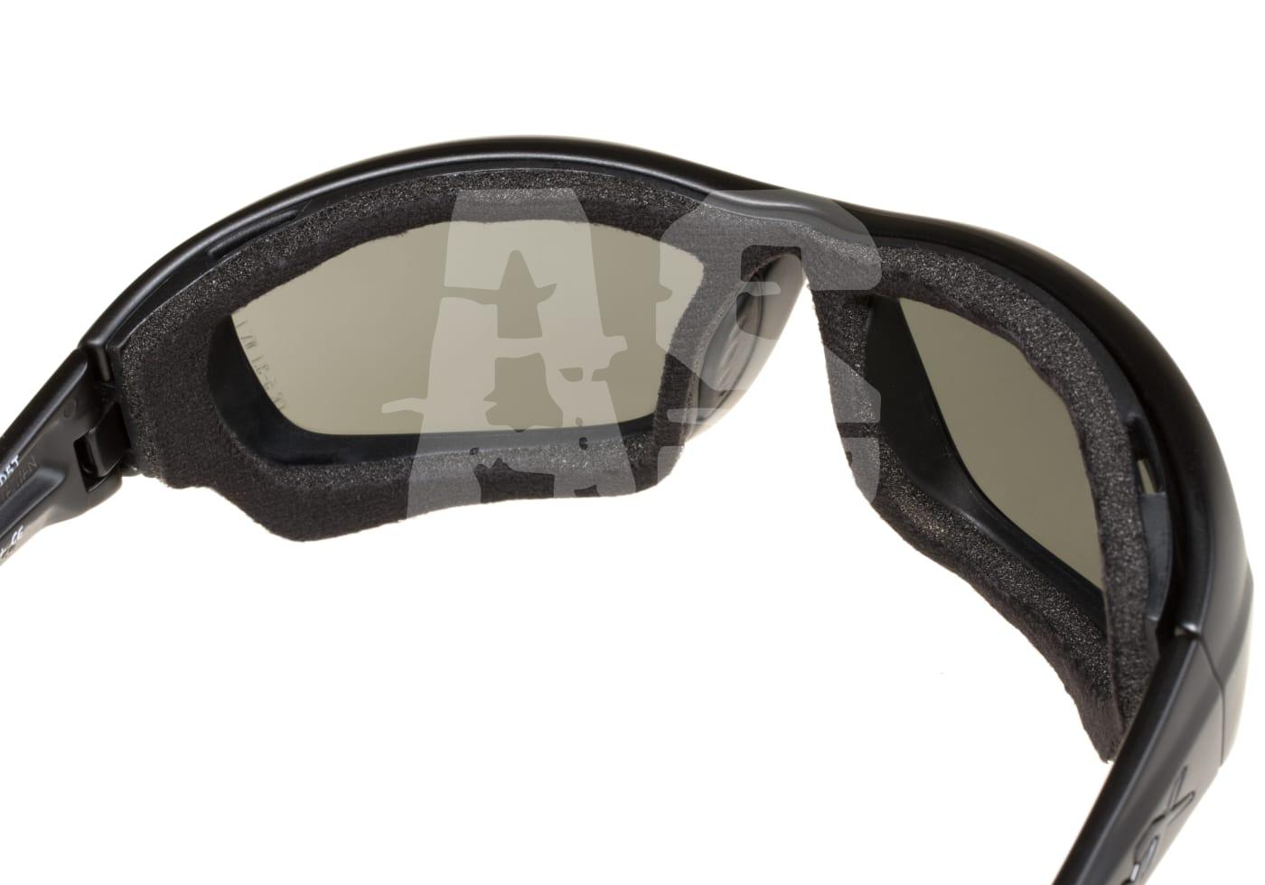 Schutzbrille mit Schaumstoffpolsterung, ideal für Airsoft.