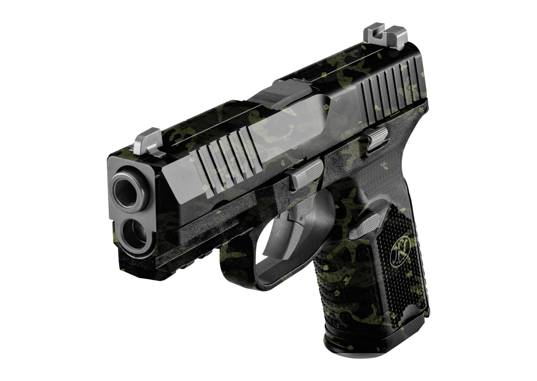 Airsoft-Pistole mit dunklem Camo-Design und ergonomischem Griff, Seitenansicht von schräg vorne.