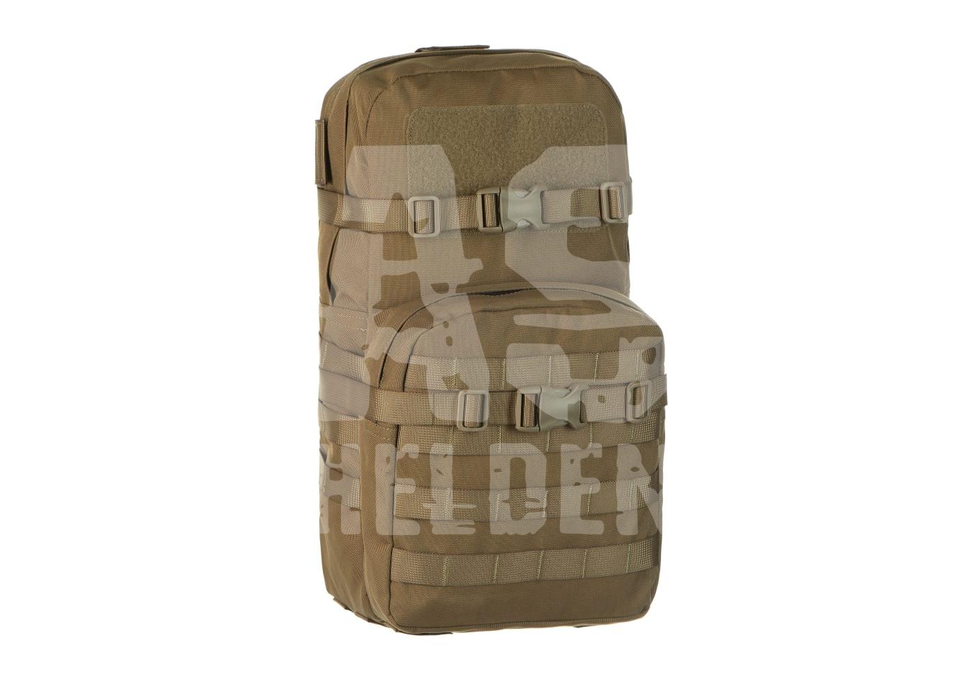 Taktischer Coyote-Rucksack mit MOLLE-System für Airsoft-Ausrüstung.