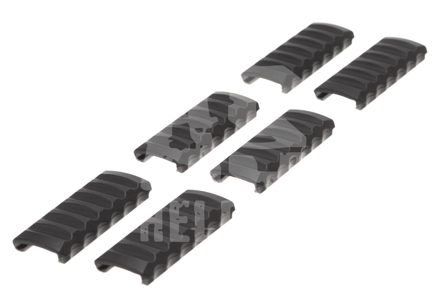 Sechs schwarze Rail-Cover für Picatinny-Schienen mit Rillenstruktur, ideal für Airsoft-Zubehör.