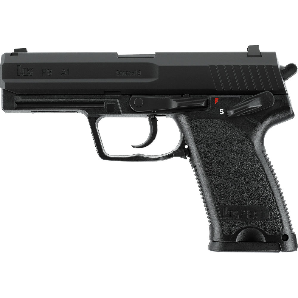 Schwarze Airsoft-Pistole im Profil, Modell P8 A1, Kaliber 9mm x 19, mit strukturiertem Griff.