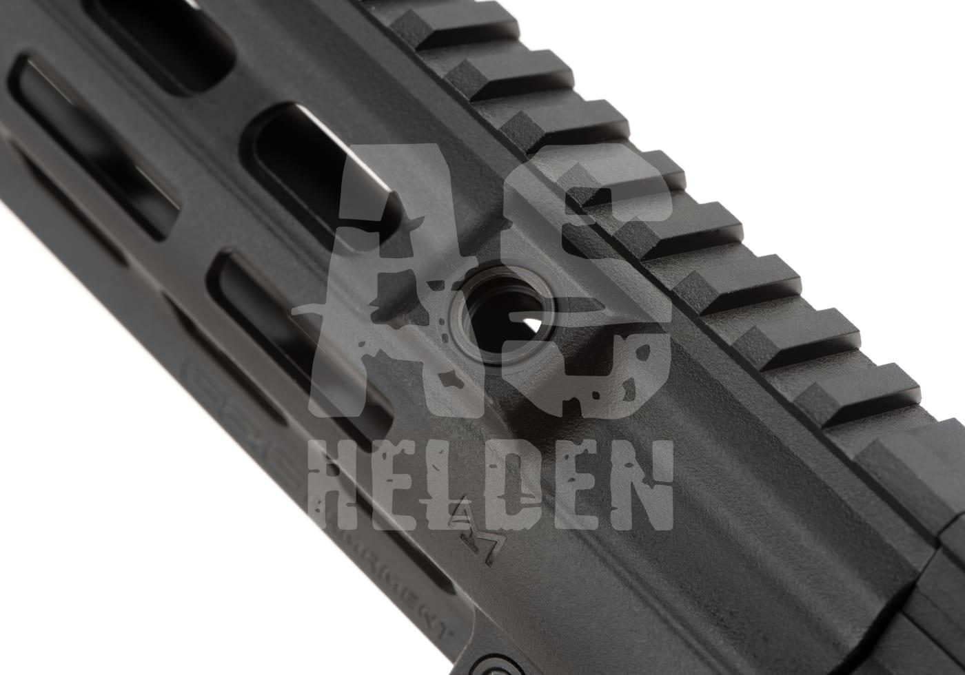 G&G CMF-16 E.T.U. S-AEG - ab 18 Jahren Nahaufnahme eines schwarzen Airsoft-Handschutzes mit Picatinny-Schiene und Logo darüber.