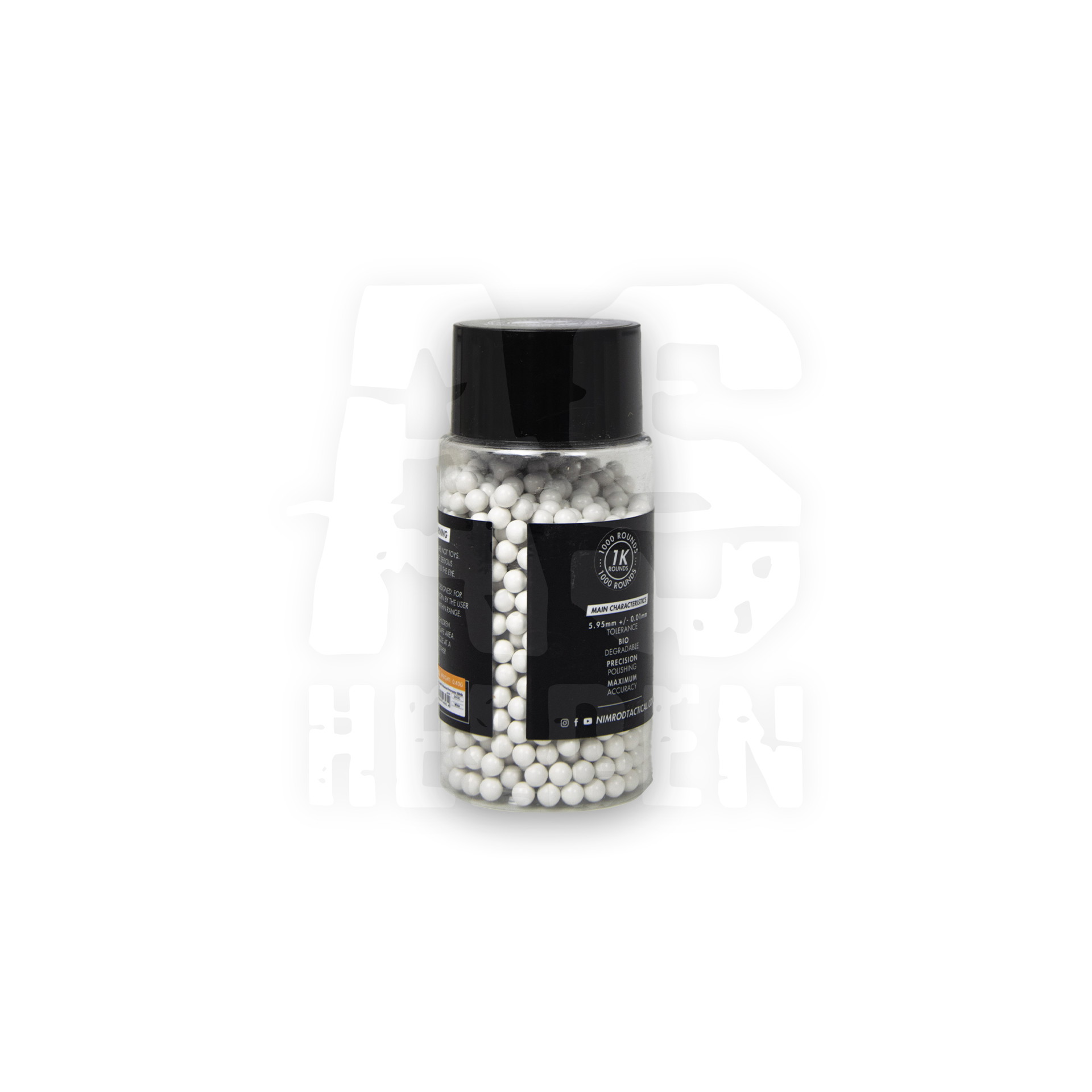 Flasche mit weißen Airsoft-BBs, schwarzer Deckel, etikettiert, auf weißem Hintergrund.