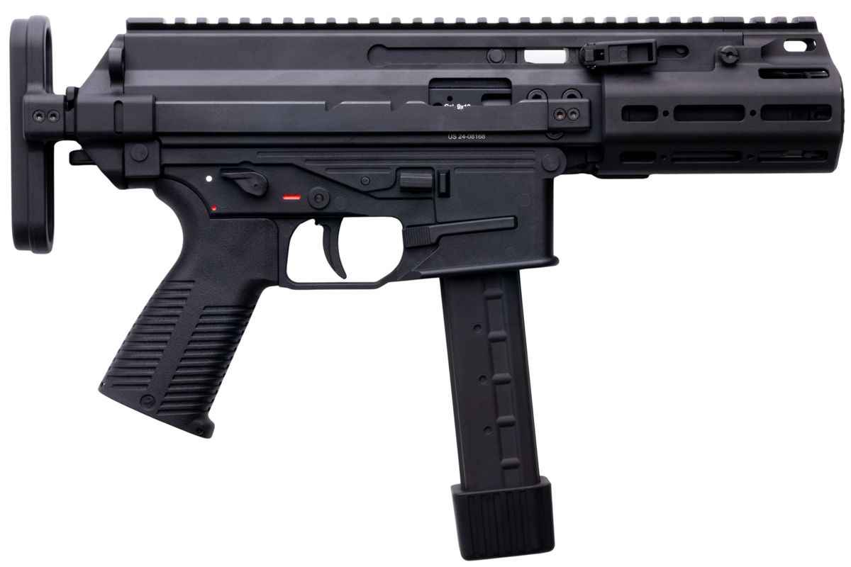 Archwick B&T APC9-K SD2 S GBB - ab 18 Jahren Schwarze Airsoft-Maschinenpistole mit langem Magazin, klappbarem Schaft und Mündungsfeuerdämpfer.
