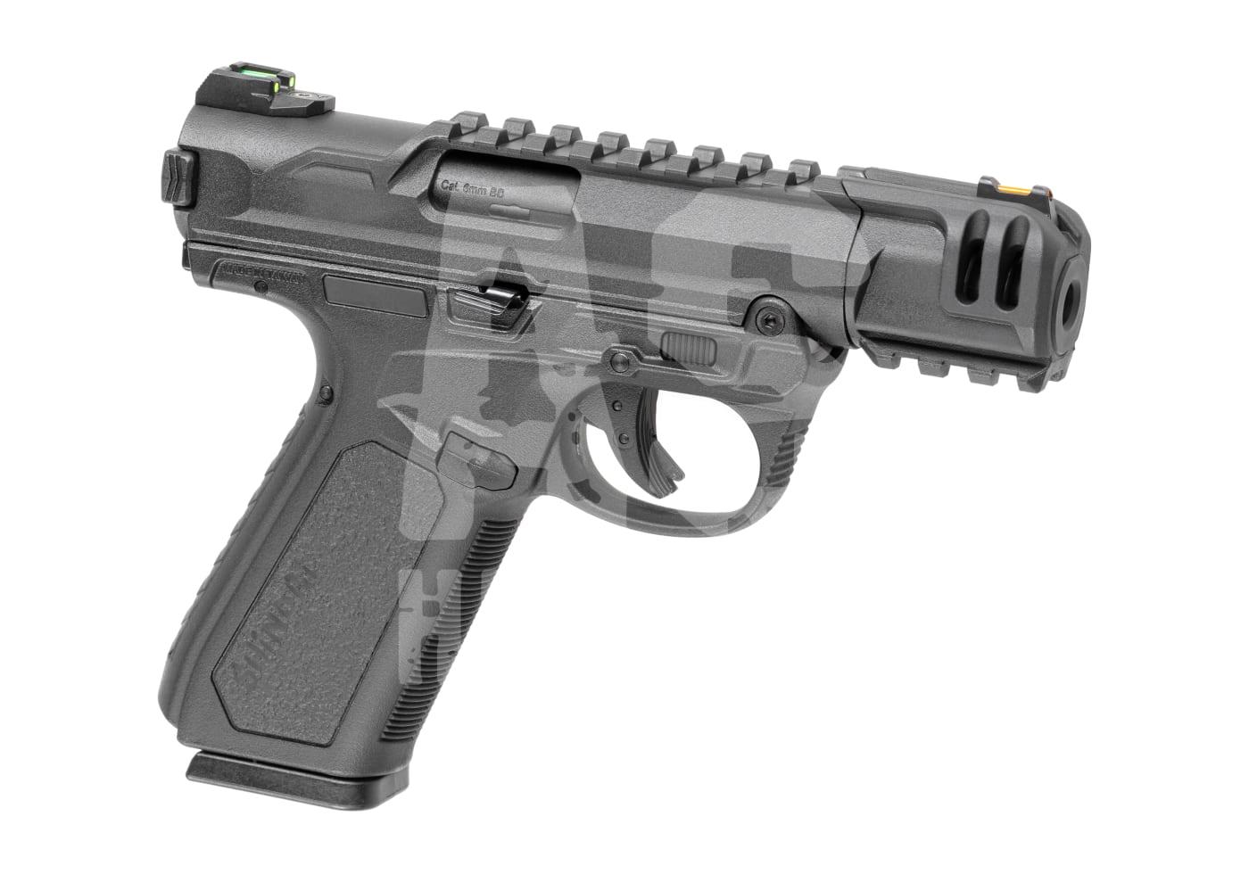 Schwarze Airsoft-Pistole mit taktischem Design und green fiber Optik Visier. Ideal für Airsoftspiele.