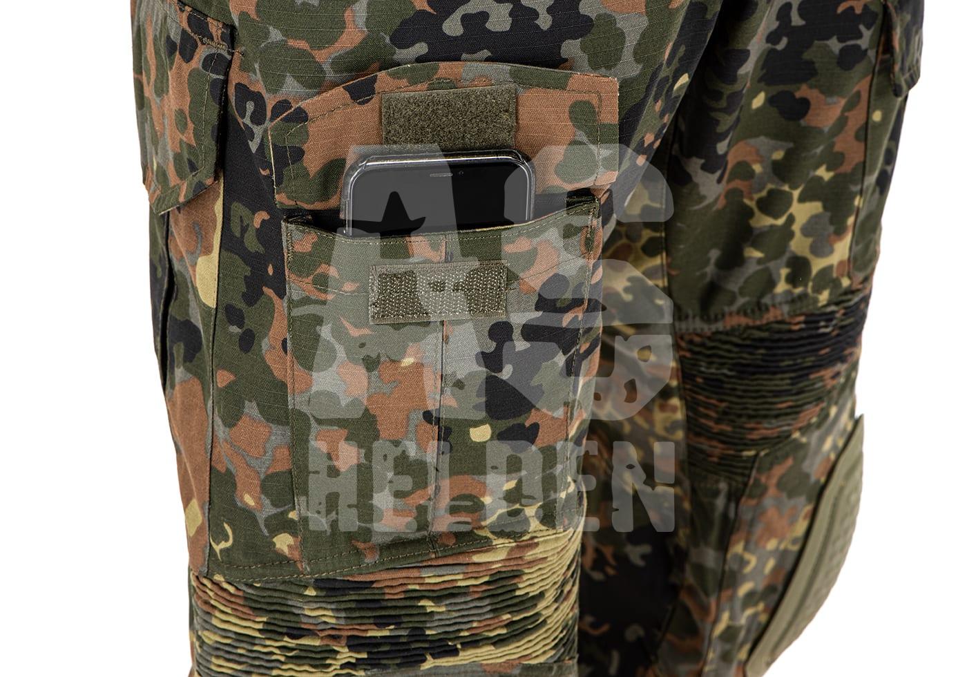 Predator Combat Pant Tarnhose mit großer Seitentasche, Handy sichtbar; ideal für Airsoft geeignet.