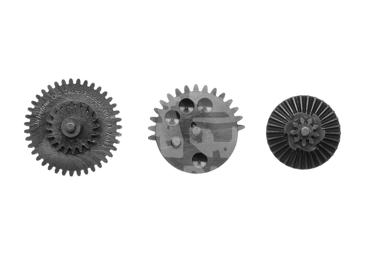 Drei Zahnräder in verschiedenen Größen für Airsoft-Getriebe auf weißem Hintergrund.