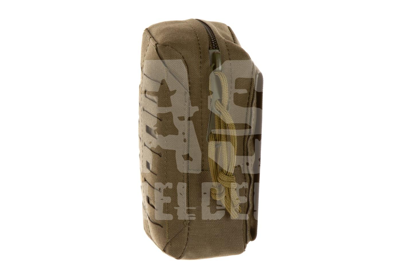 Kompakte, olivgrüne Airsoft-Tasche mit Reißverschluss und MOLLE-Schlaufen seitlich.