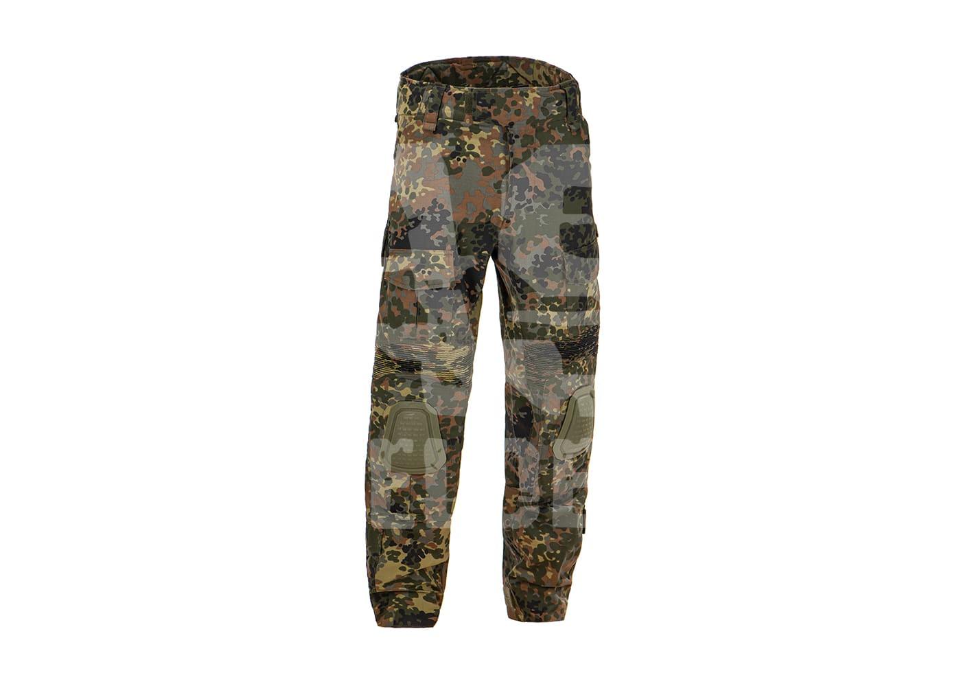 Tarnhose mit Flecktarnmuster, Taschen und Knieschonern, ideal für Airsoft und Outdoor-Aktivitäten.