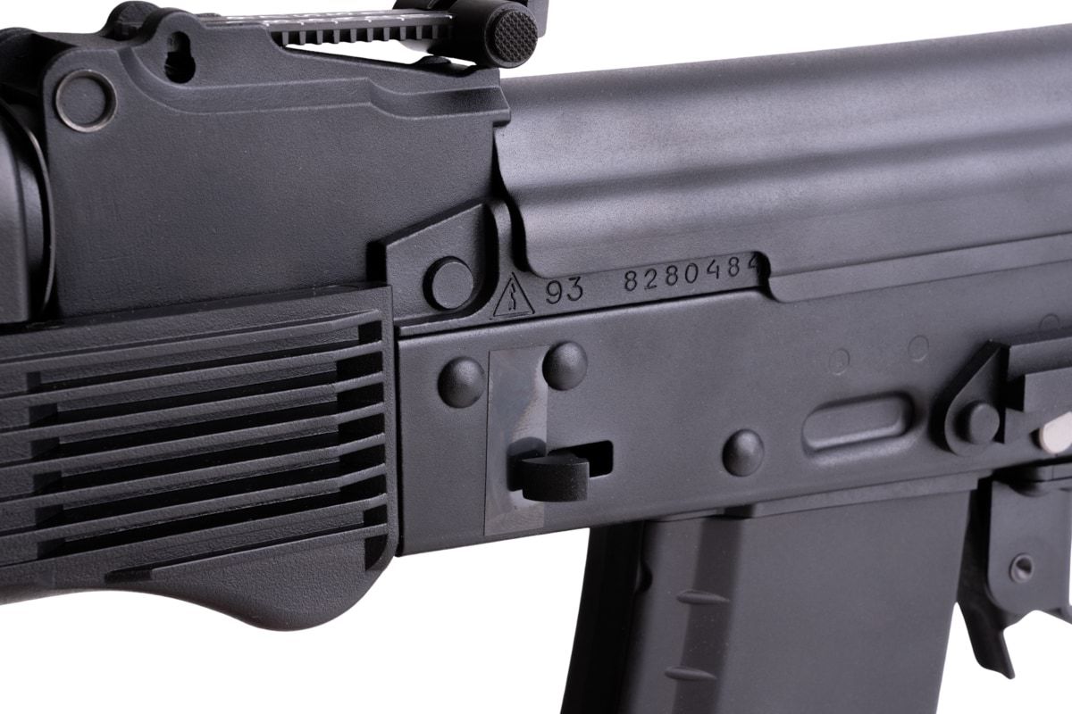 VFC AK74M S-GBB schwarz - ab 18 Jahren