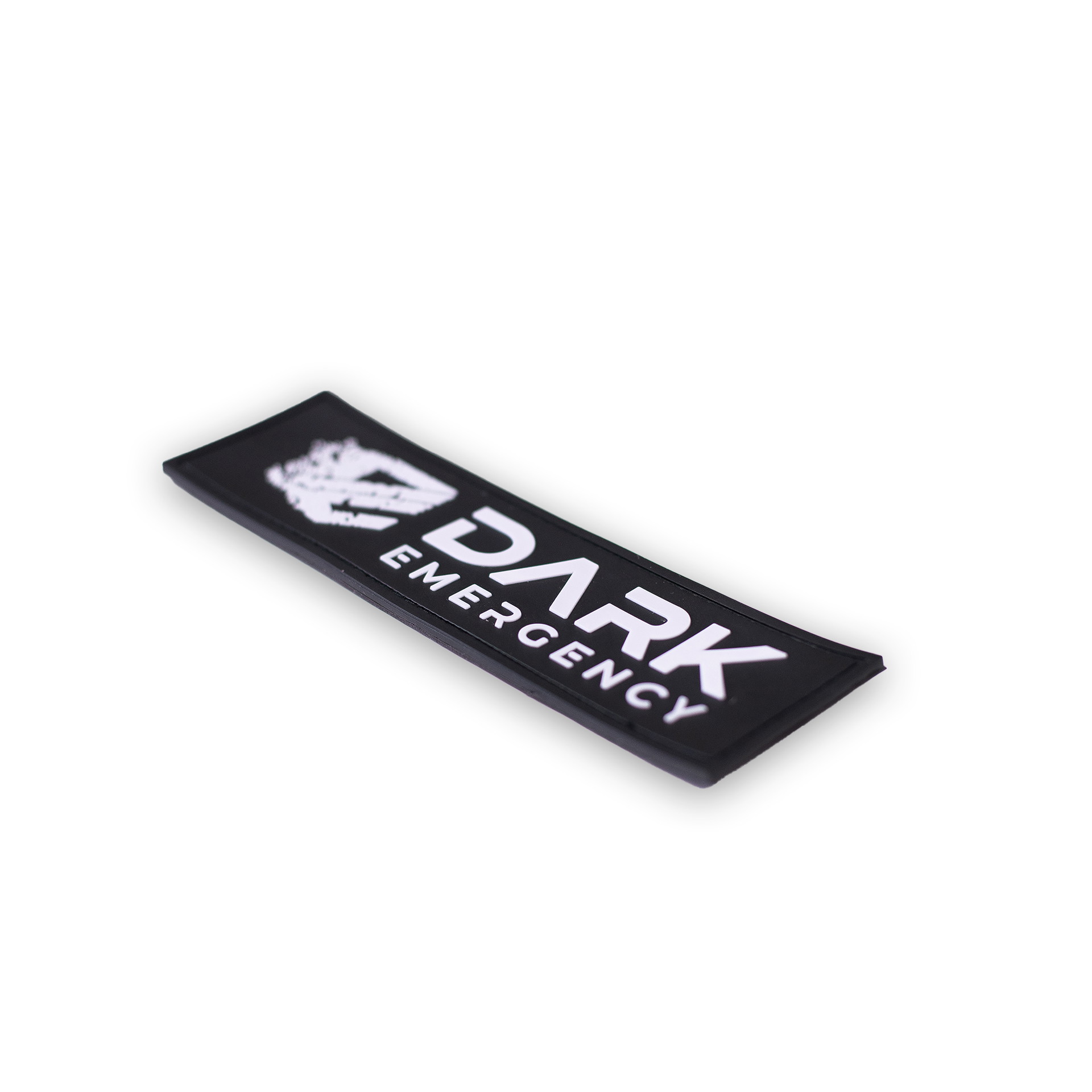 Schwarzer "Dark Emergency" Patch mit weißer Schrift für Airsoft-Events.