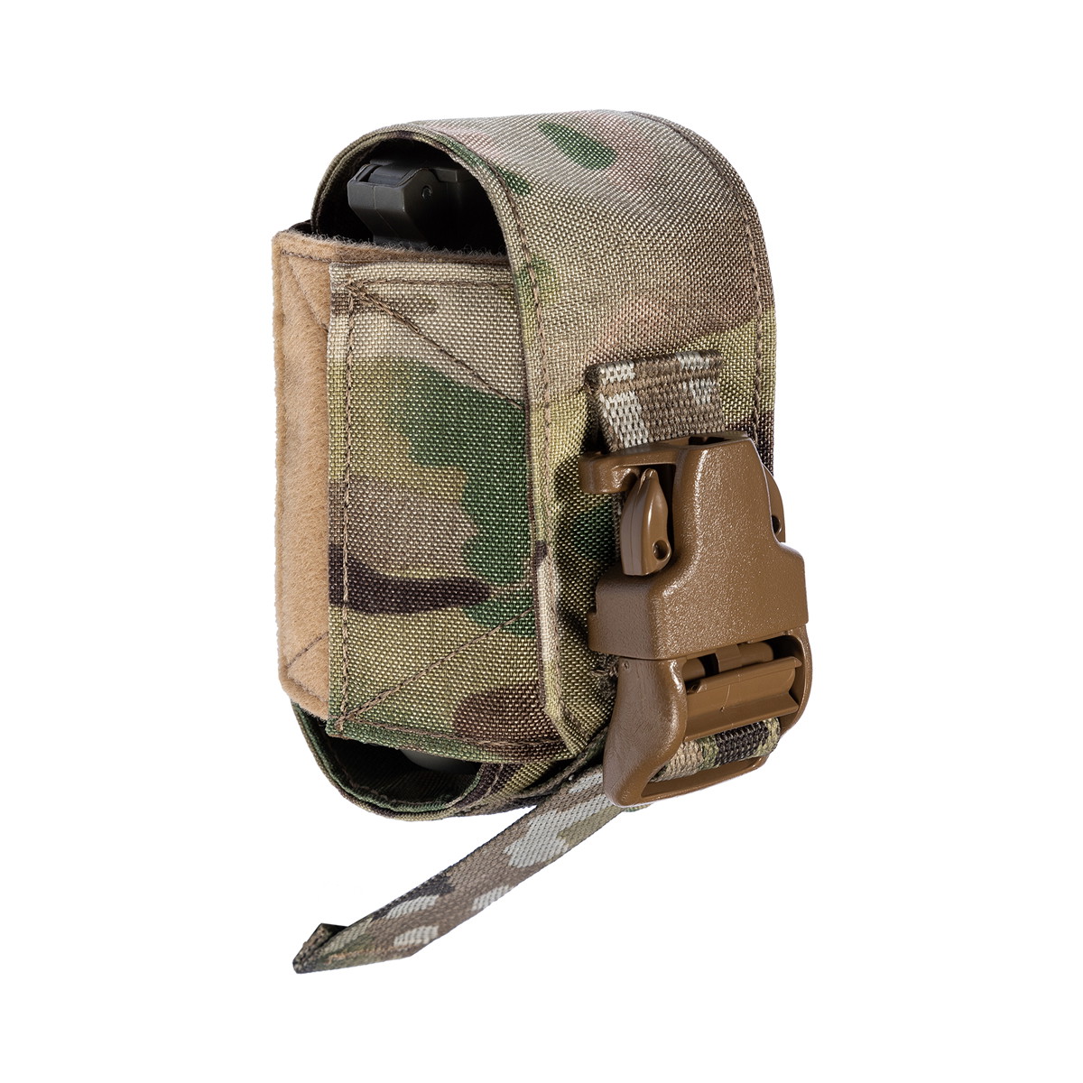 Tarnmuster-Magazintasche mit braunem Klickverschluss, ideal für Airsoft-Zubehör.