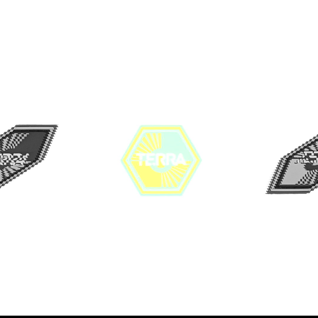 Light Sim - Terra Hexagon Patch Sechseckiger Patch mit grün-gelbem Design und der Aufschrift "TERRA" in der Mitte.