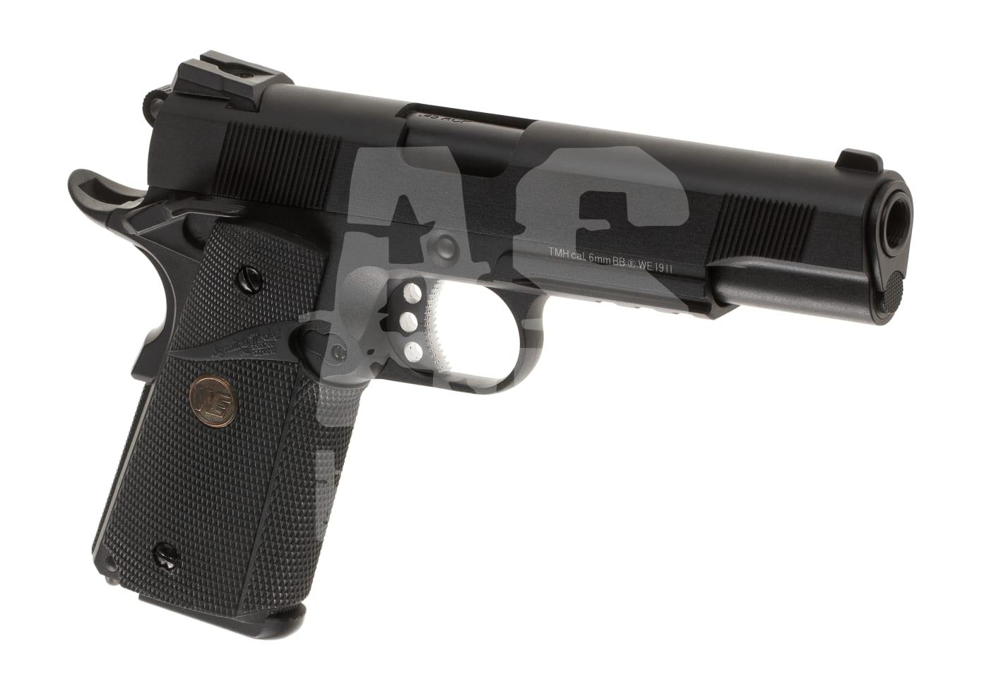 Schwarze Airsoft-Pistole, Modell 1911, seitlich abgebildet auf weißem Hintergrund.