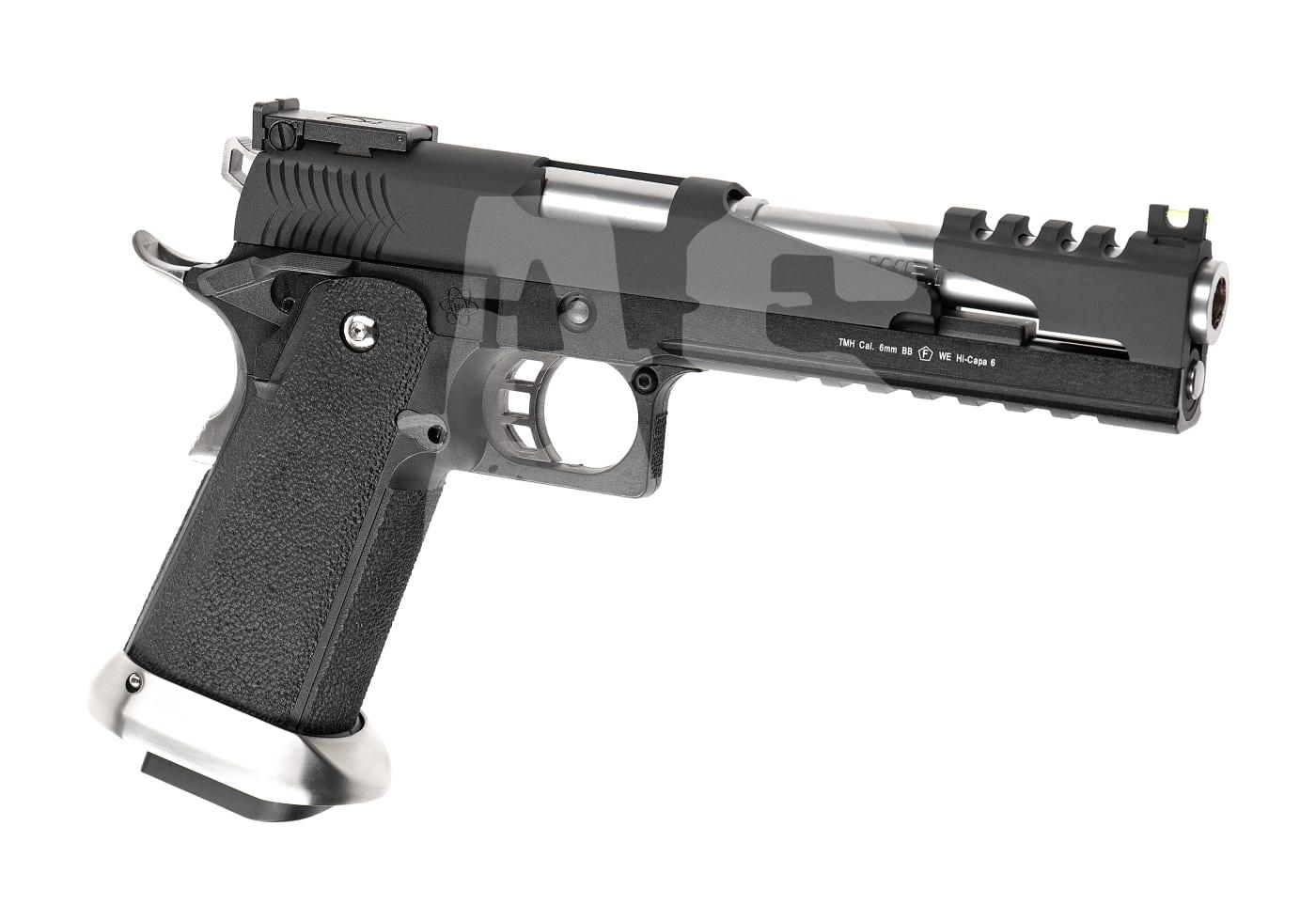 WE Hi-Capa 6 T-Rex Customs Titanium Barrel Full Metal GBB - ab 18 Jahren Airsoft-Pistole mit montierter Optik, schwarzem Griff und silbernem Magazinboden.