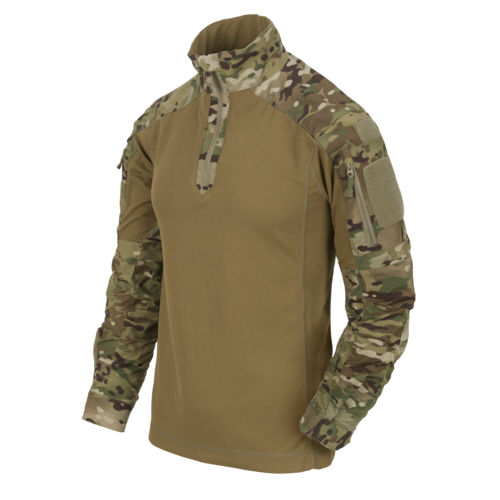 Tarnshirt mit Reißverschluss, olivgrün, Ärmel im Camouflagemuster, geeignet für Airsoft und Outdoor-Aktivitäten.