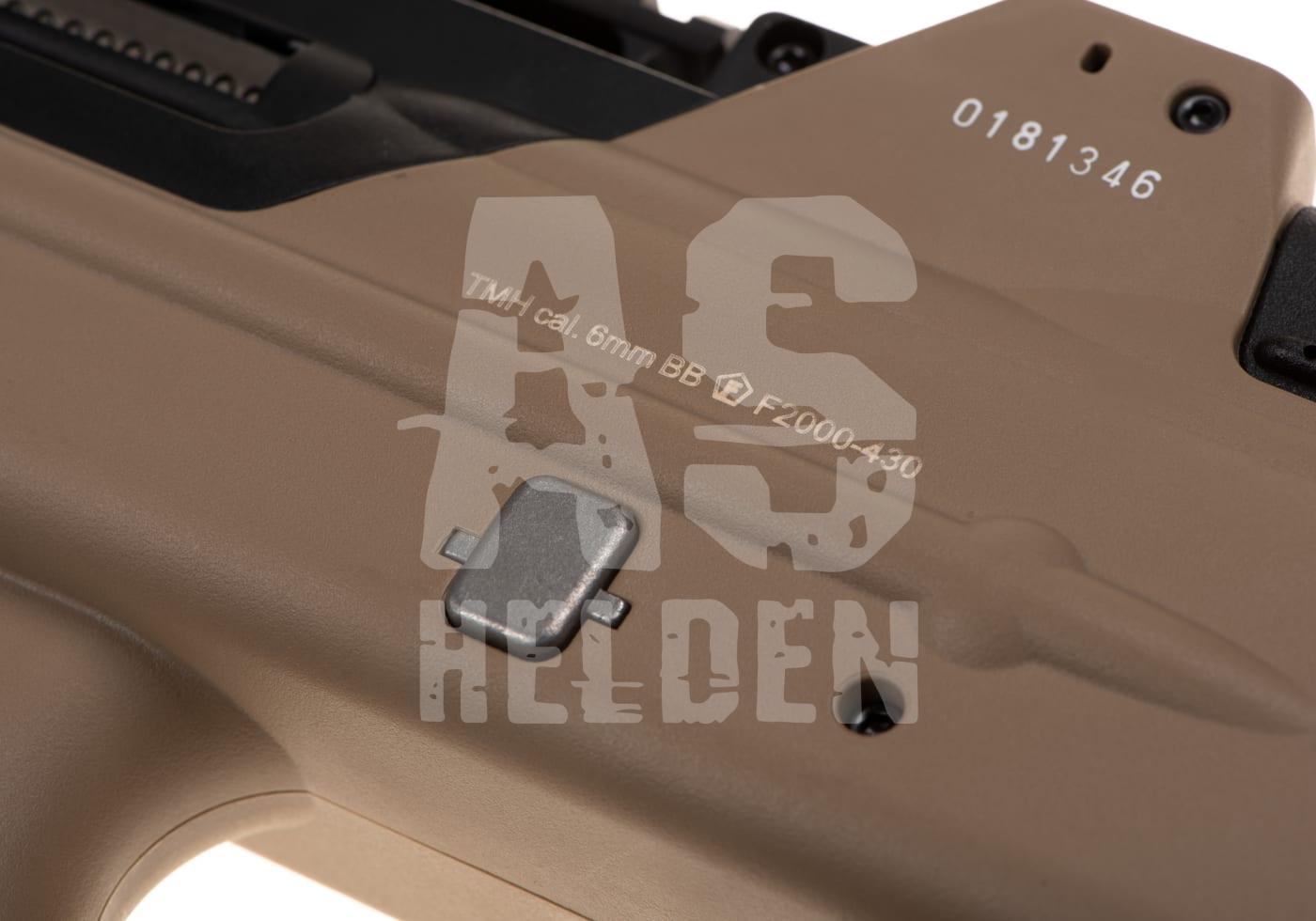 G&G FN F2000 Tactical S-AEG - ab 18 Jahren Nahaufnahme einer Airsoft-Waffe in Sandfarbe mit Seriennummer und Kaliberangaben.