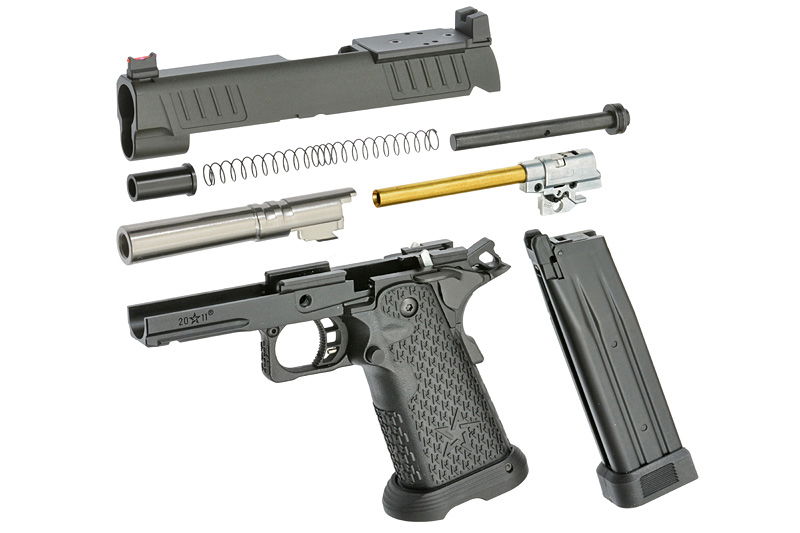 Zerlegte Airsoft-Pistole und Magazin, zeigen Details von Schlitten, Lauf, Feder und Griff.
