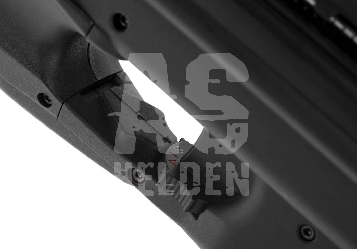 Nahaufnahme eines Airsoftgewehr-Schafts mit sicherem Verriegelungsmechanismus und AS Helden Logo.
