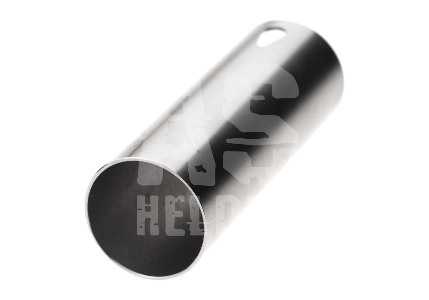 Silberner, zylindrischer Airsoft-Adapter mit Bohrung; glatte Oberfläche, perspektivische Ansicht.
