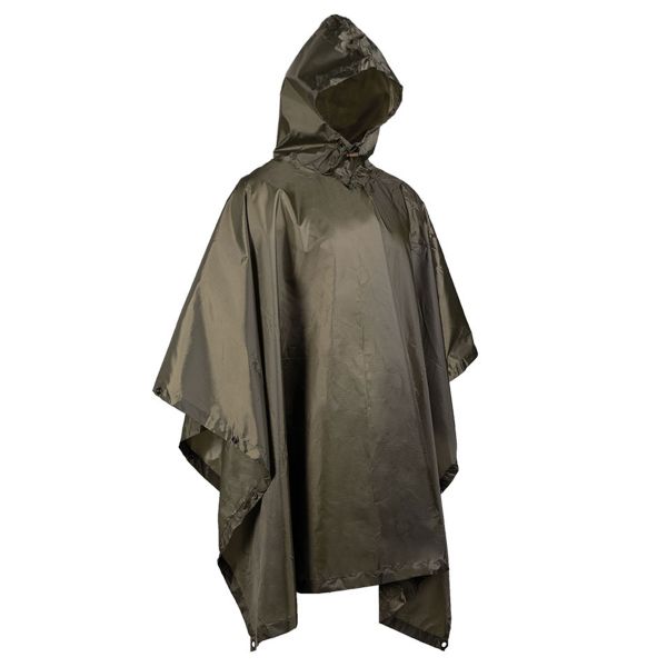 Olivegrüner Regenponcho mit Kapuze für Airsoft und Outdoor-Aktivitäten.