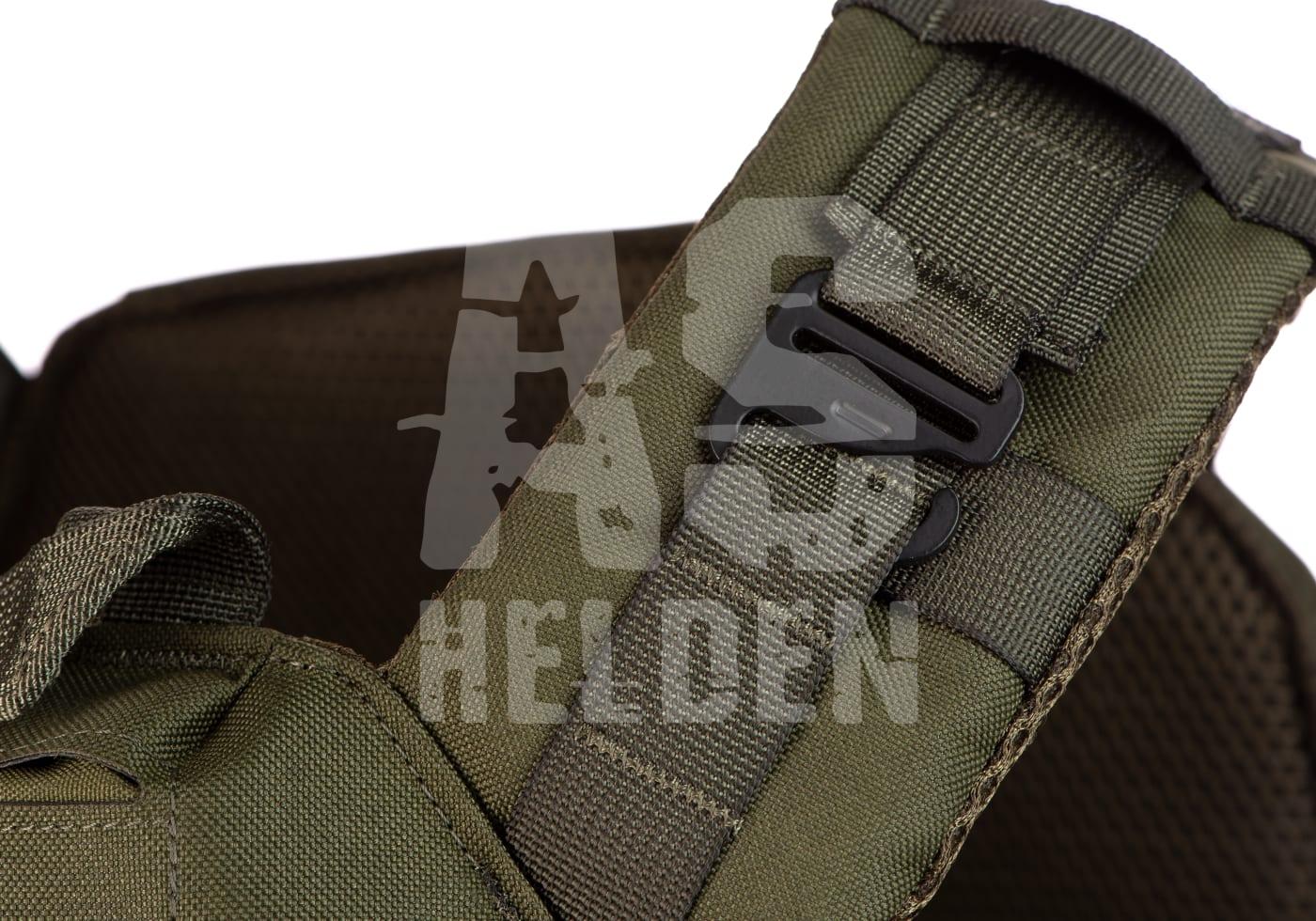 Reaper QRB Plate Carrier Grüner taktischer Rucksackgurt mit Schnalle, nah aufgenommen.