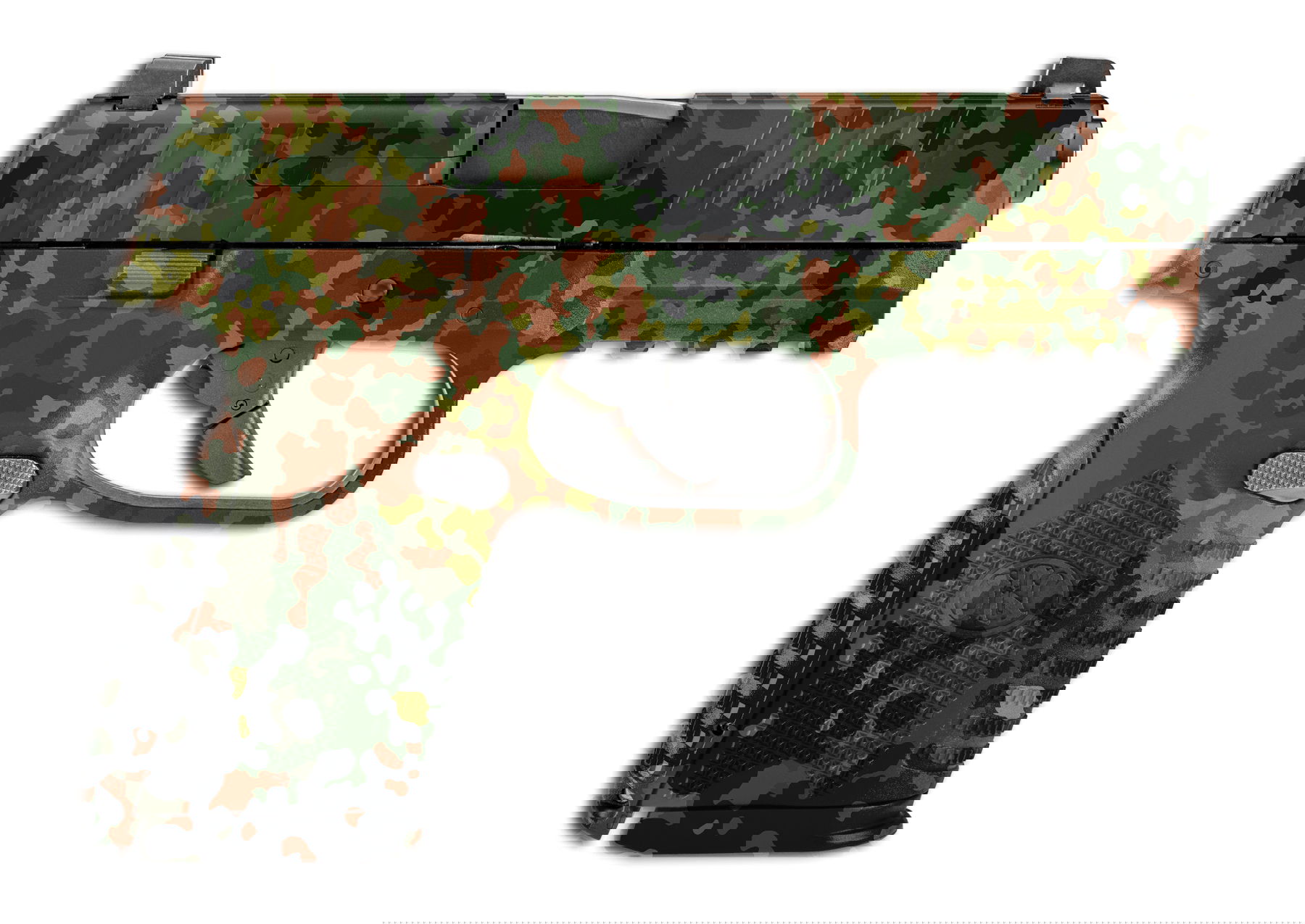 Tarnmuster-Pistole für Airsoft mit grün-braunen Flecken und strukturiertem Griff.