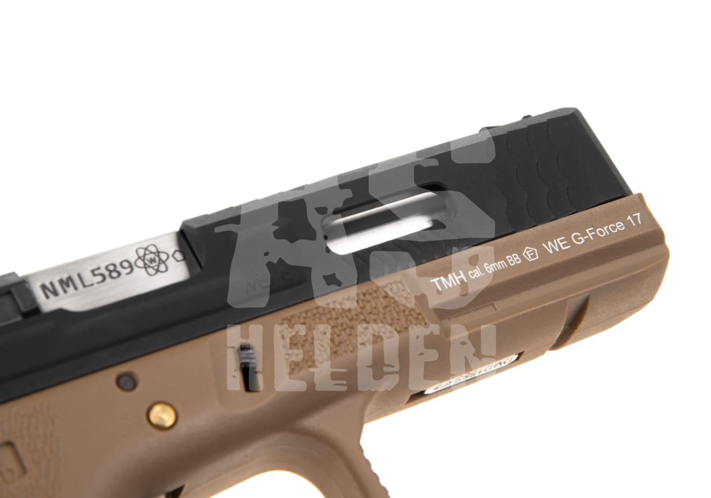 Nahaufnahme einer WE G-Force 17 Airsoft-Pistole, Kaliber 6mm, mit braunem Griff.