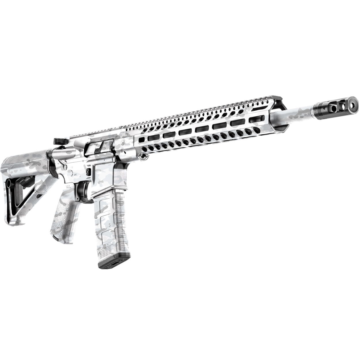 Airsoft-Gewehr in weißem Tarnmuster mit langem Lauf und taktischem Schaft.