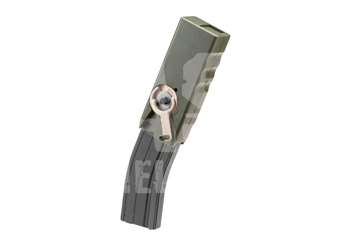Airsoft Speedloader mit Kurbelmechanismus, olivgrünes Gehäuse, für schnelles Befüllen von Magazinen.