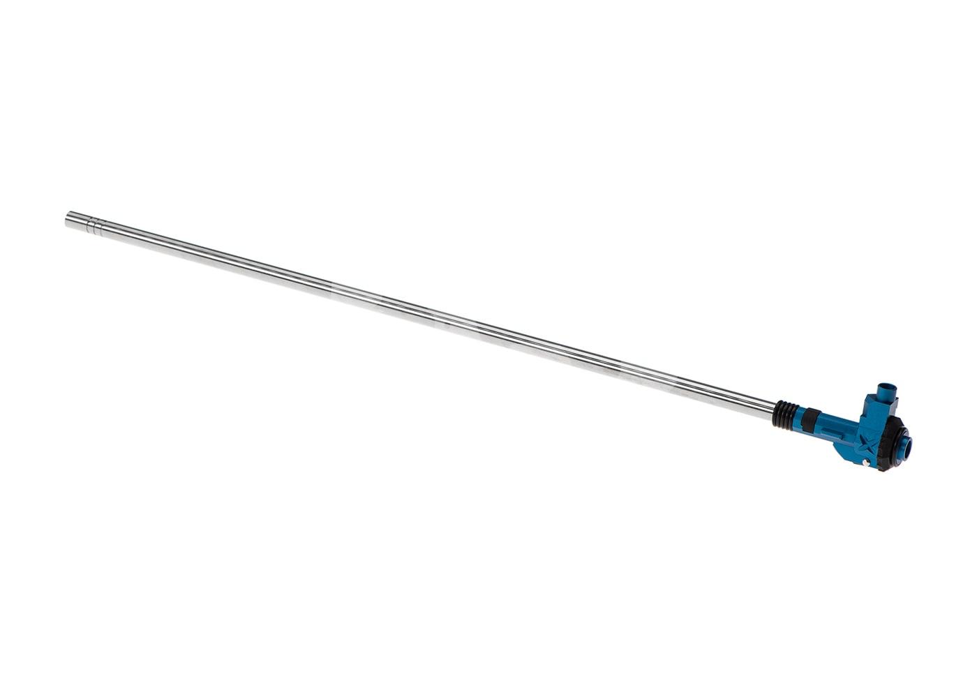 Langer, metallischer Airsoft-Innenlauf mit Hop-Up-Kammer in Blau.