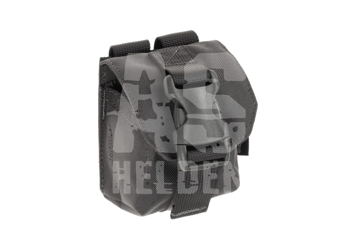 Schwarze Airsoft-Magazintasche mit Kunststoffschnalle für taktische Ausrüstung.
