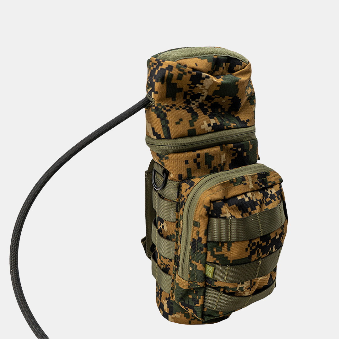 Zip Tac Bottle Pouch Medium flecktarn