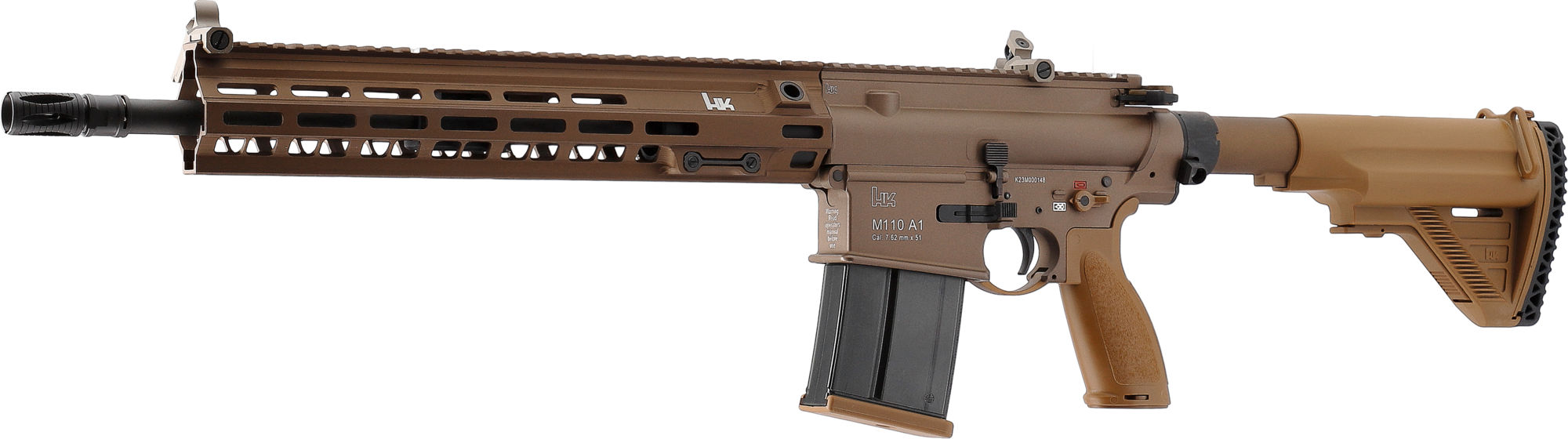 Airsoft-Gewehr in Tan-Optik mit Schienensystem und verstellbarem Schaft, Modell M110 A1.