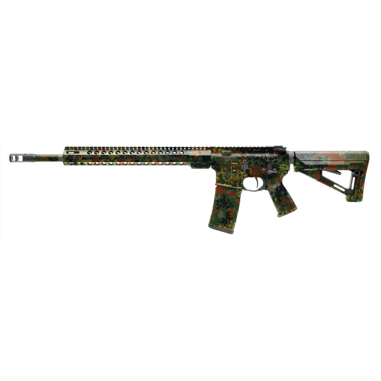 Airsoft-Gewehr im Flecktarn-Design, schlanker Handguard, Teleskop-Schulterstütze.