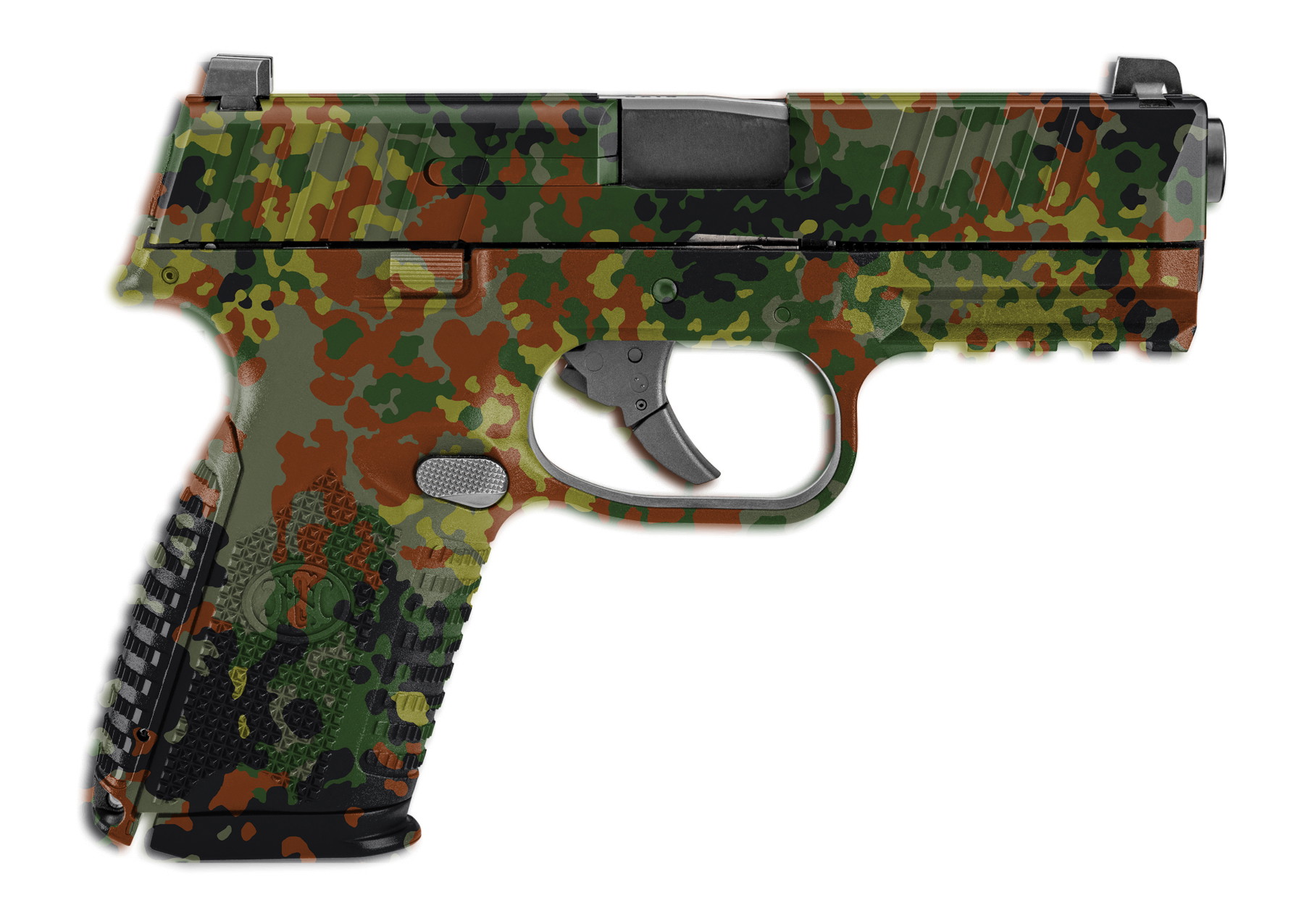 Tarnmuster-Pistole für Airsoft mit grün-braunen Flecken und strukturiertem Griff.