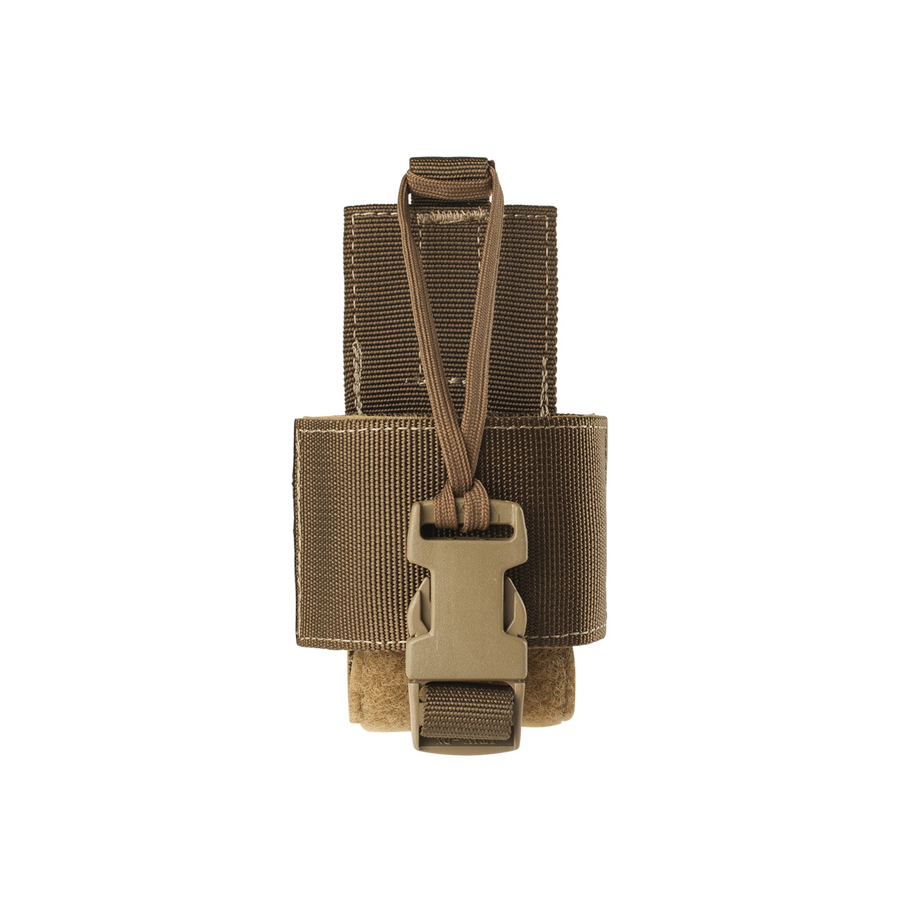 Braune Airsoft-Tasche mit Schnalle, elastischem Band und Klettverschluss zur Magazinbefestigung.