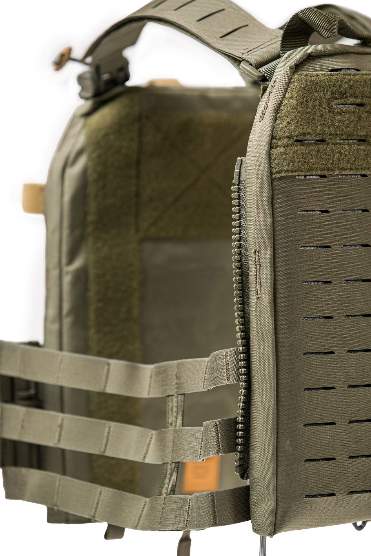 Lindnerhof Plattenträger-Set MX042 Taktische olivegrüne Weste mit MOLLE-System und Reißverschluss für Airsoft.