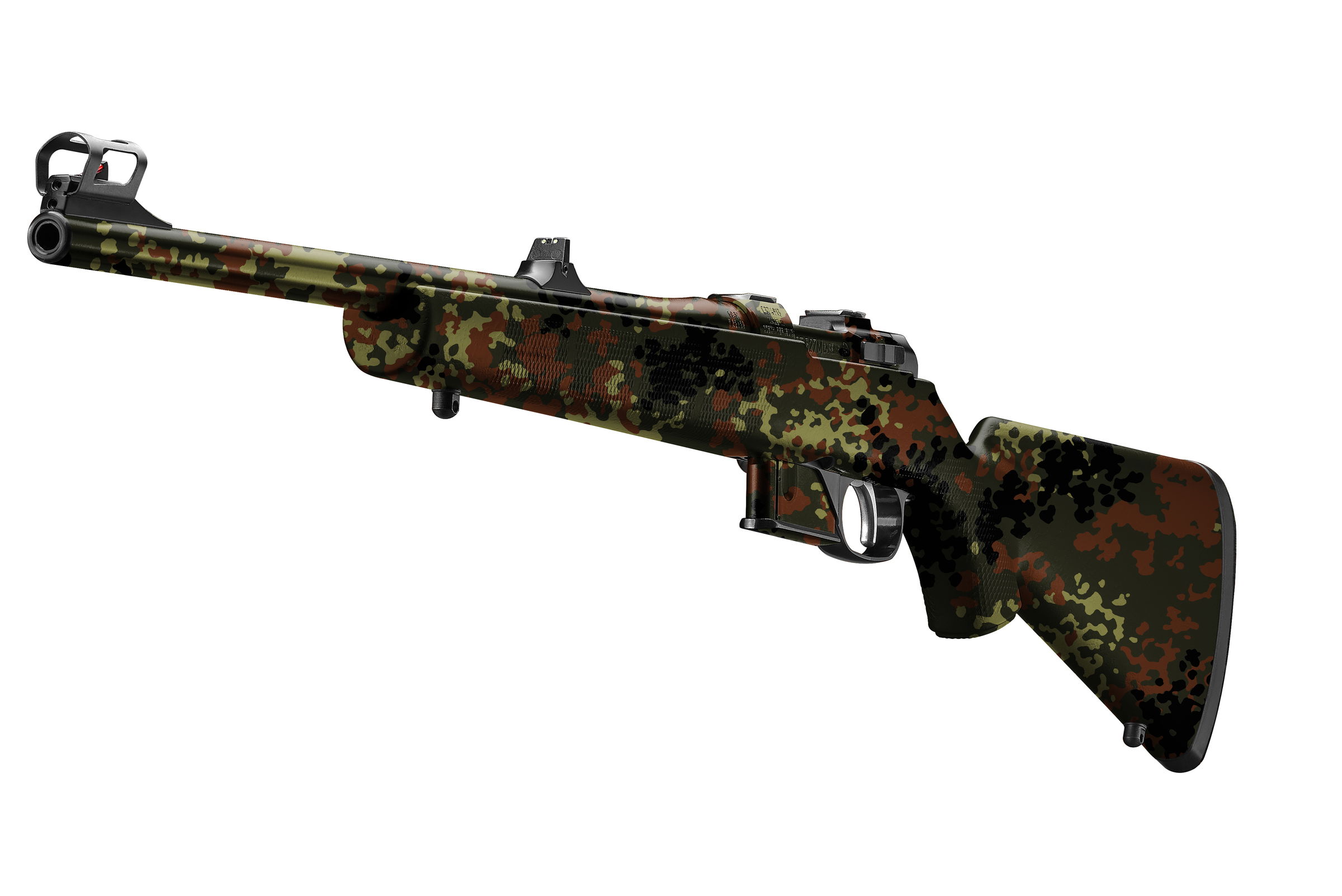 Airsoft-Gewehr mit Flecktarn, seitliche Ansicht, moderner Stil, frei auf weißem Hintergrund.