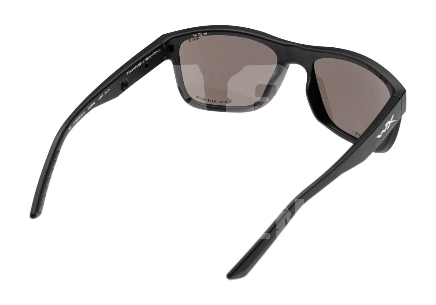 Schwarze Schutzbrille mit getönten Gläsern, ideal für Airsoft-Einsätze.