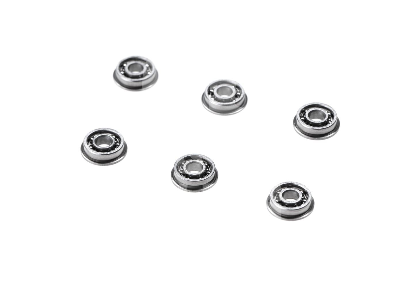 Sechs silberne Kugellager auf weißem Hintergrund verteilt. Ideal für Airsoft-Tuning.