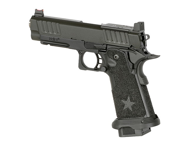 Schwarze Airsoft-Pistole im 1911-Stil mit strukturiertem Griff und Stern-Design.
