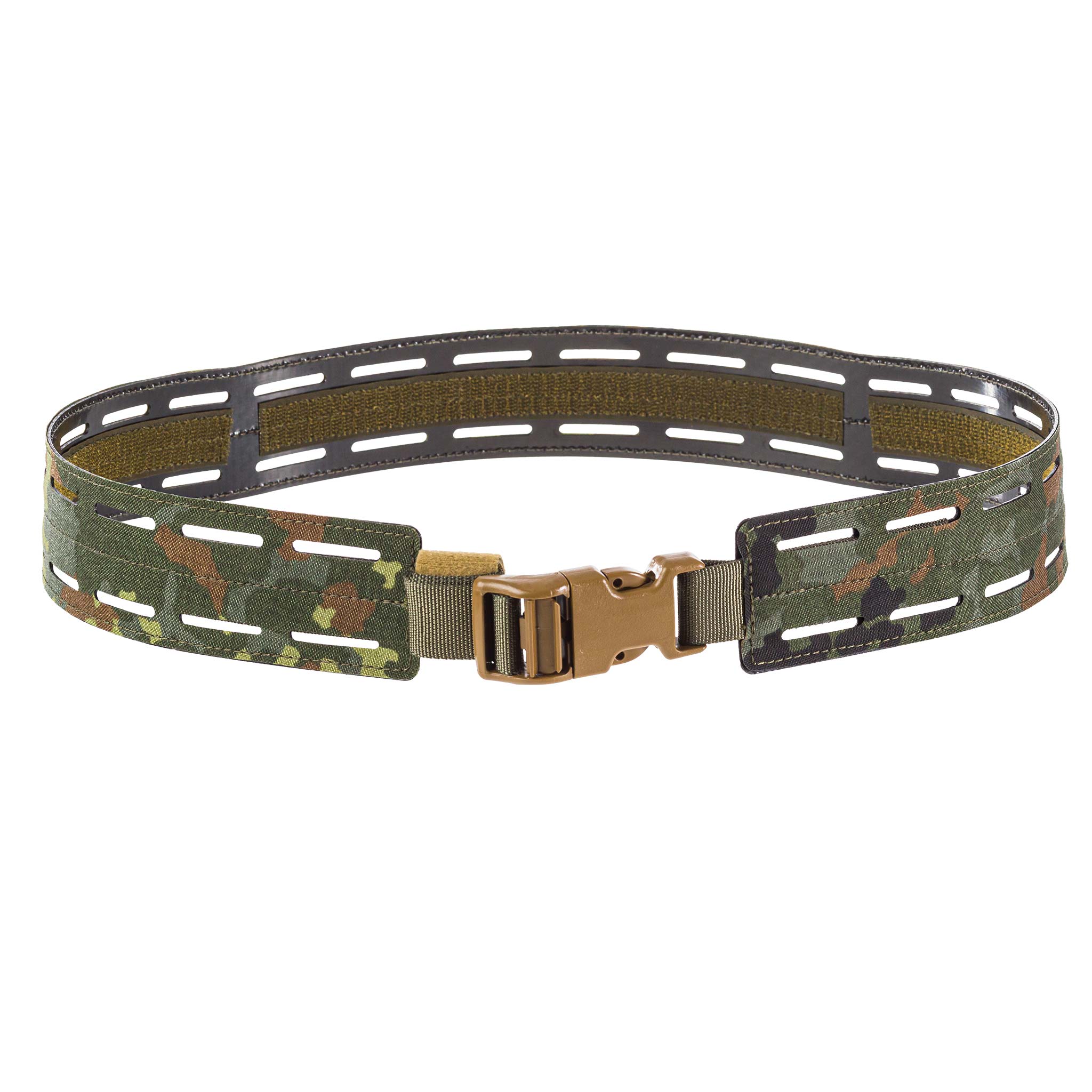 Tarnfarbener Airsoft-Gürtel mit Metallschnalle und Lasercut-Design für taktische Anwendungen.